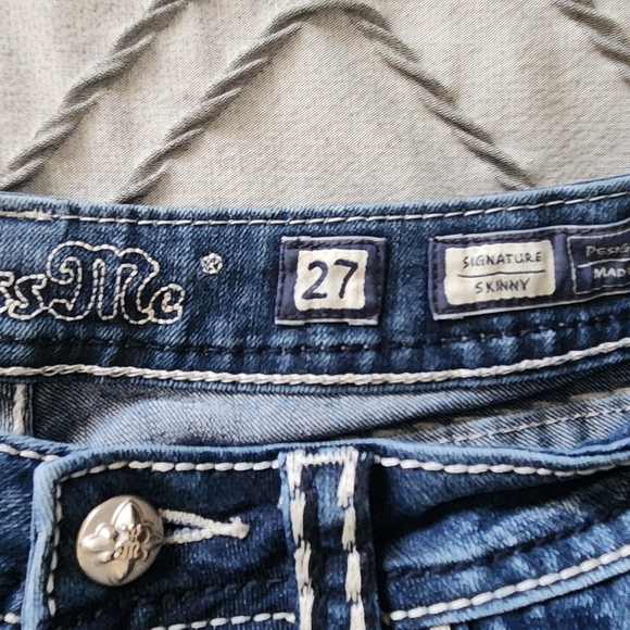 Miss Me Women's Blue Jeans - Picture 4 of 4